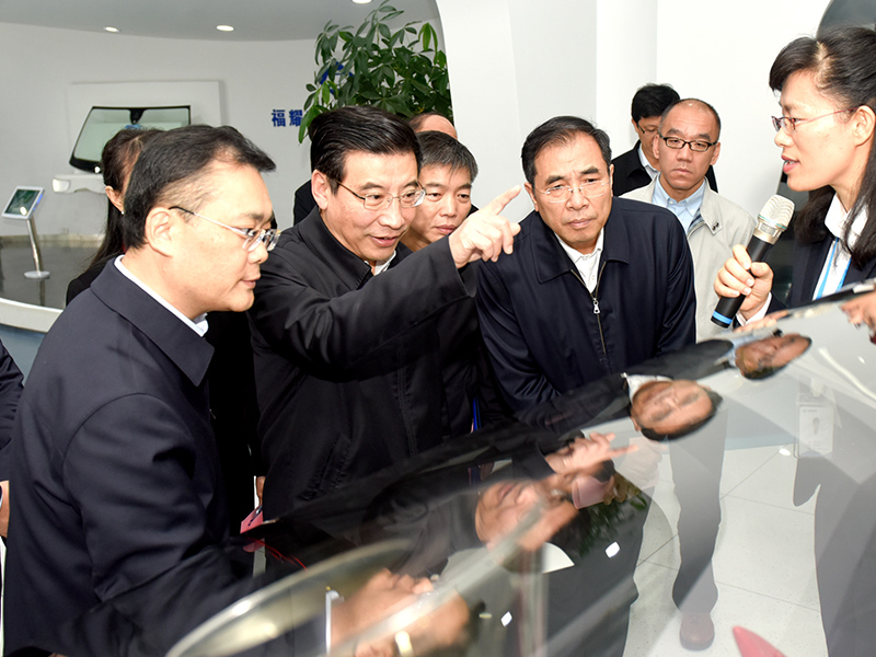 国家工信部部长苗圩：“j9国际做了一件了不起的事情”